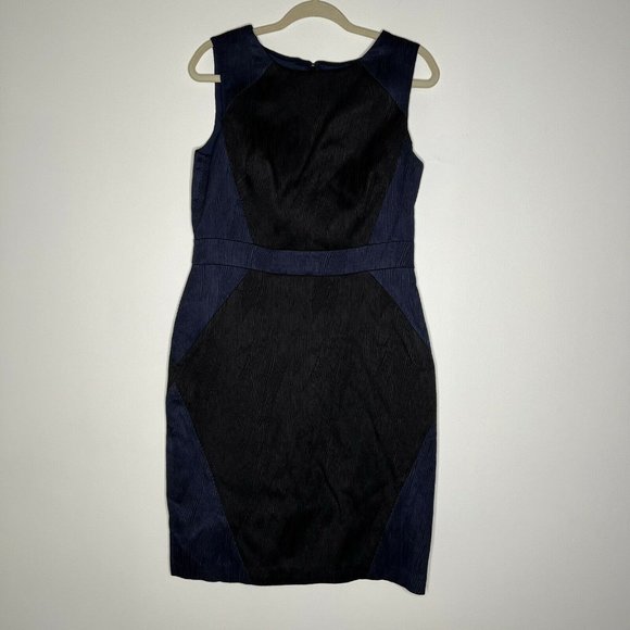 Adrianna Papell Dresses & Skirts - Adrianna Papell Navy and Black Color Block Textured Cocktail Dress Size 12